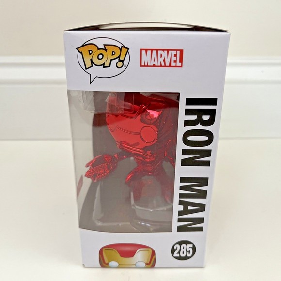 Funko Pop! Vinyl Figure - Marvel #285 - Iron Man [Red Chrome] - Target Exclusive - Picture 2 of 7